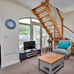 Finest Retreats - Victory Mill - Five Pickering