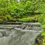 Finest Retreats - Victory Mill - Five