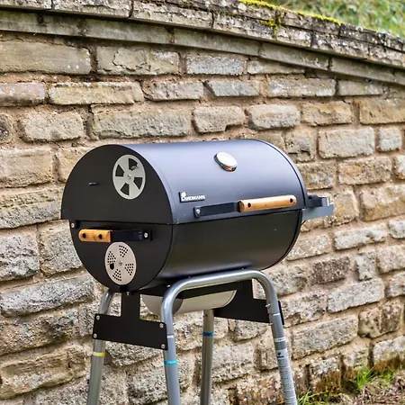 Finest Retreats - Victory Mill - Five 피커링